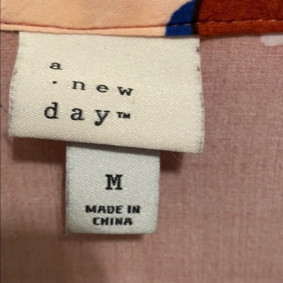 Long sleeved floral blouse - Picture 3 of 5